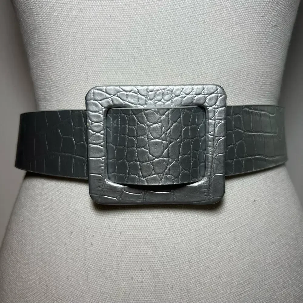 Betsey Johnson Silver Wide Leather Belt Size Medium Statement Reptile Embossed